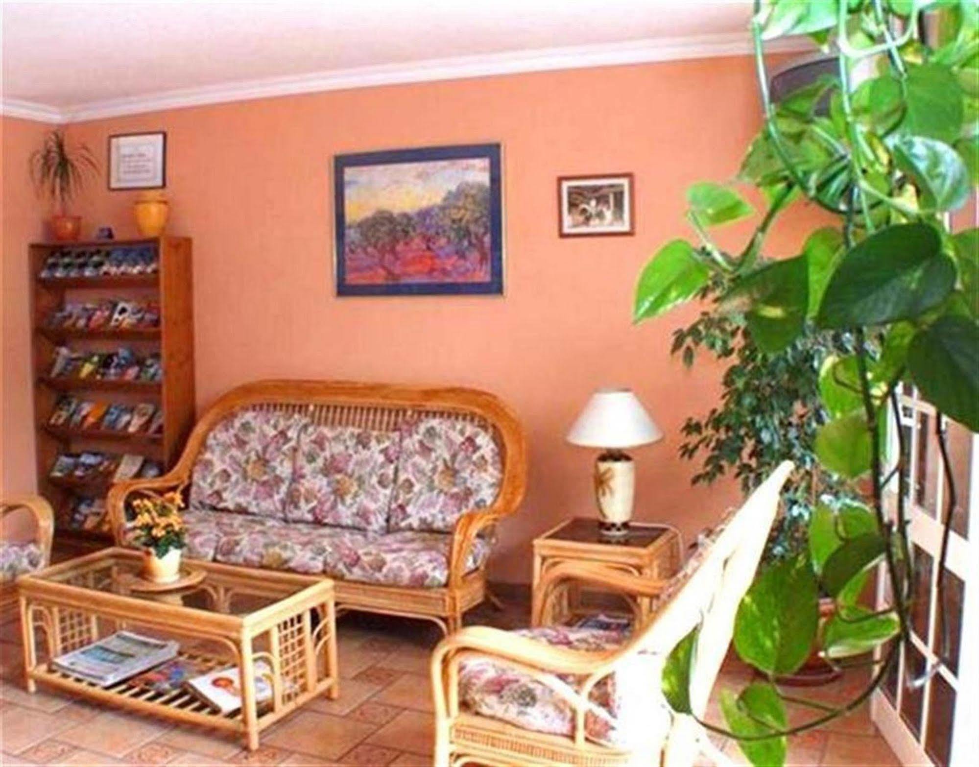 Alta Apartment